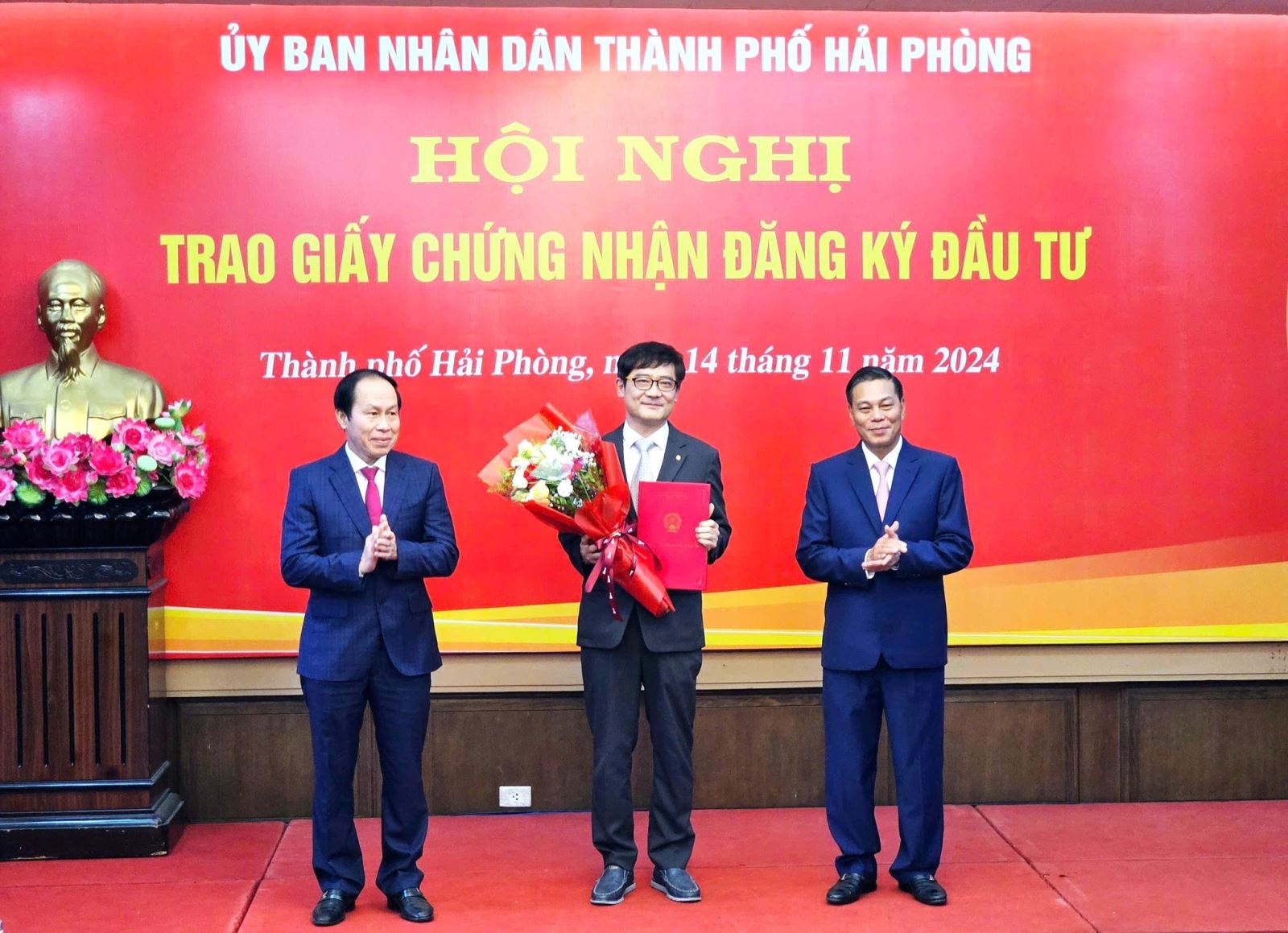 🌟LG DISPLAY NHẬN GIẤY CHỨNG NHẬN ĐẦU TƯ MỞ RỘNG THÊM 1 TỶ USD🌟